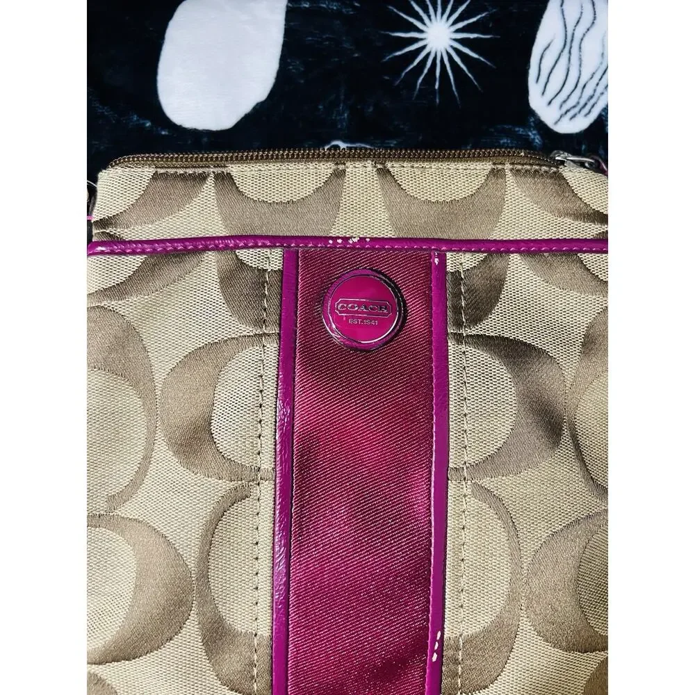 Coach F48806 Signature Stripe Swingpack Crossbody Khaki Passion Berry